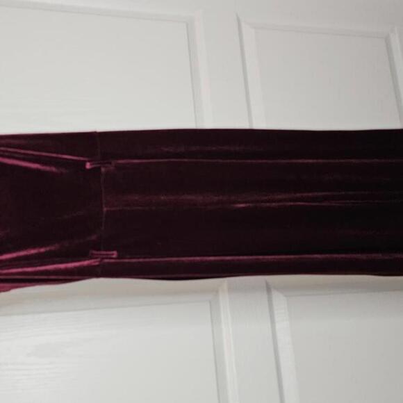 Forever 21 Burgundy Velvet Jumper - Picture 4 of 7